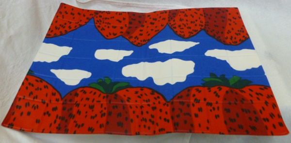 �y�p�Ձz �}���V�b�J���I���b�g/mansikkavoret �I�C���N���X�}�b�g( �����`�����}�b�g�j�@�}�����b�R